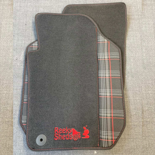 Skoda Fabia (2007–2014) Car Mats [8 Clips]